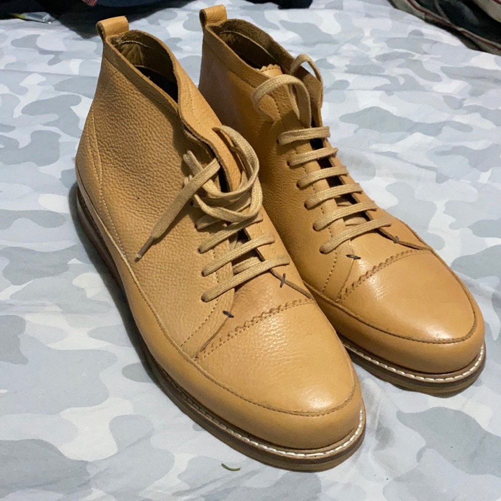 j Shoes size 9